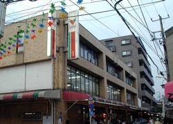 東新町店外観